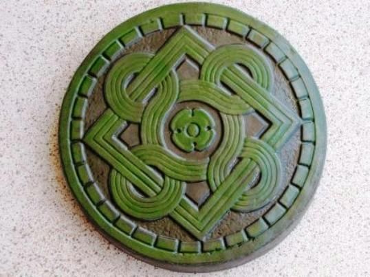 1- 14" Round Celtic Stepping Stone Irish, Scottish, Garden Mold - Free ... with regard to The Art of Mold Making Essential Techniques for Celtic Designs
