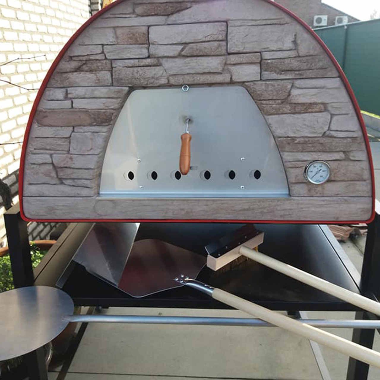 Bbq And Ovens-Mobile Pizza Oven Maximus Prime Arena Red in Elevating Your Outdoor Cooking Experience with the Maximus Prime Arena