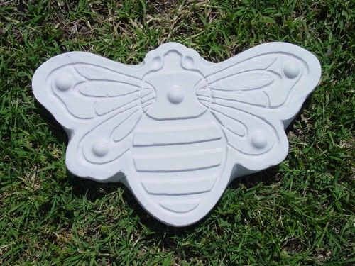 Bumble Bee Stepping Stone Plaster, Cement Or Concrete Garden Craft Mold ... inside Bees Stepping Stone Mold