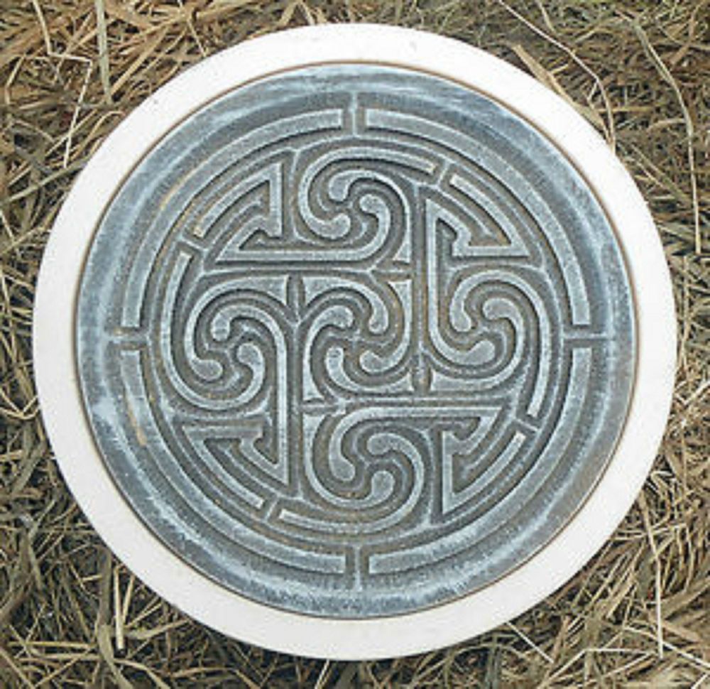 Concrete Pagan Wicca Celtic Stepping Stone Plastic Mold #Gostatue ... in Celtic Round Stepping Stone Mold