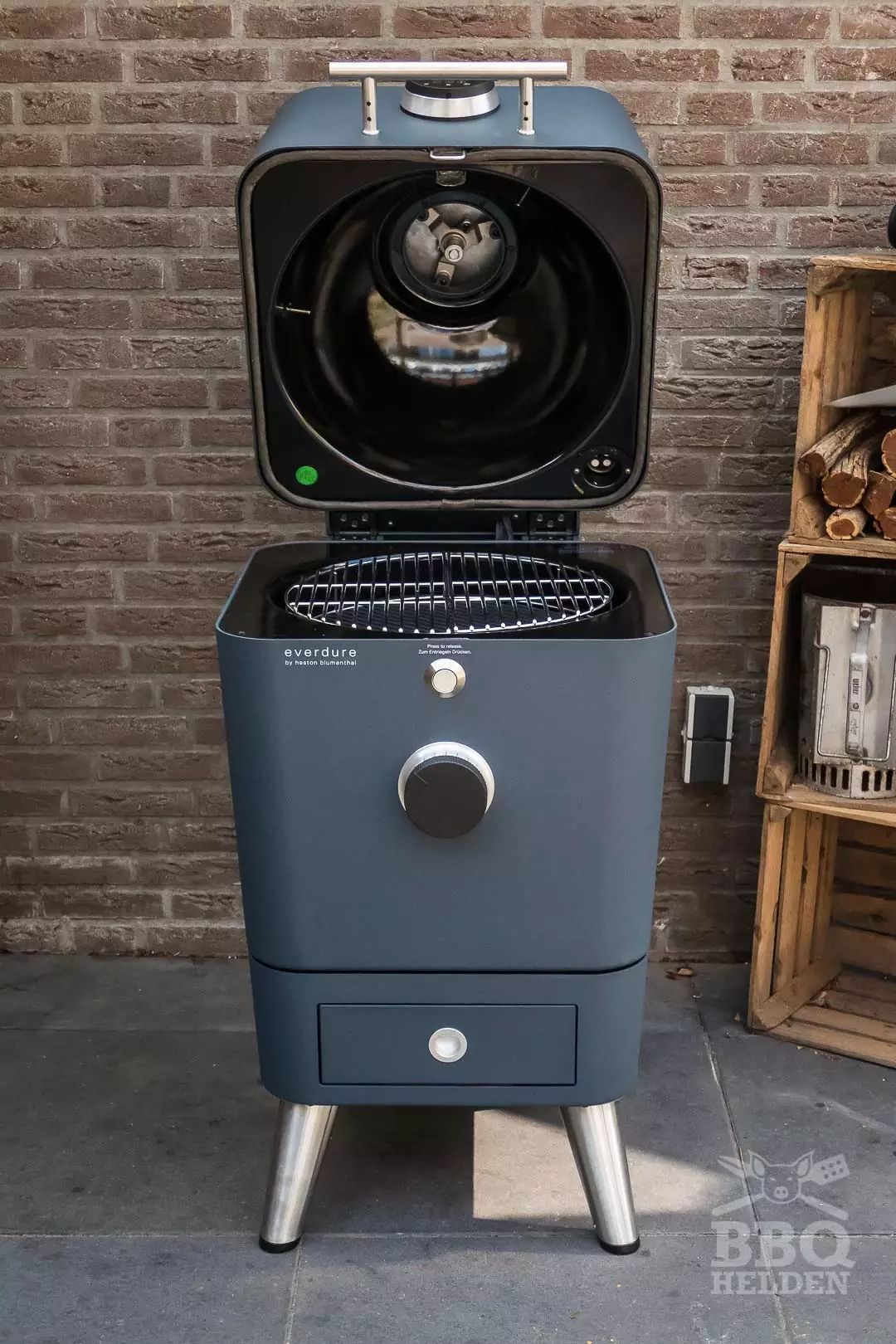 Everdure 4K Electric Ignition Charcoal Outdoor Oven By Heston ... for From Beginner to Pro Your Journey with Graphite Outdoor Ovens Begins Here