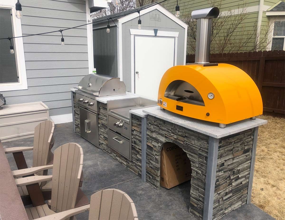 Outdoor Pizza Oven Table: The 7 Best Brands Of 2025, Plus Picture-Perfect Pizza Oven Stand Ideas throughout Grande Pizza Oven And Pro Table