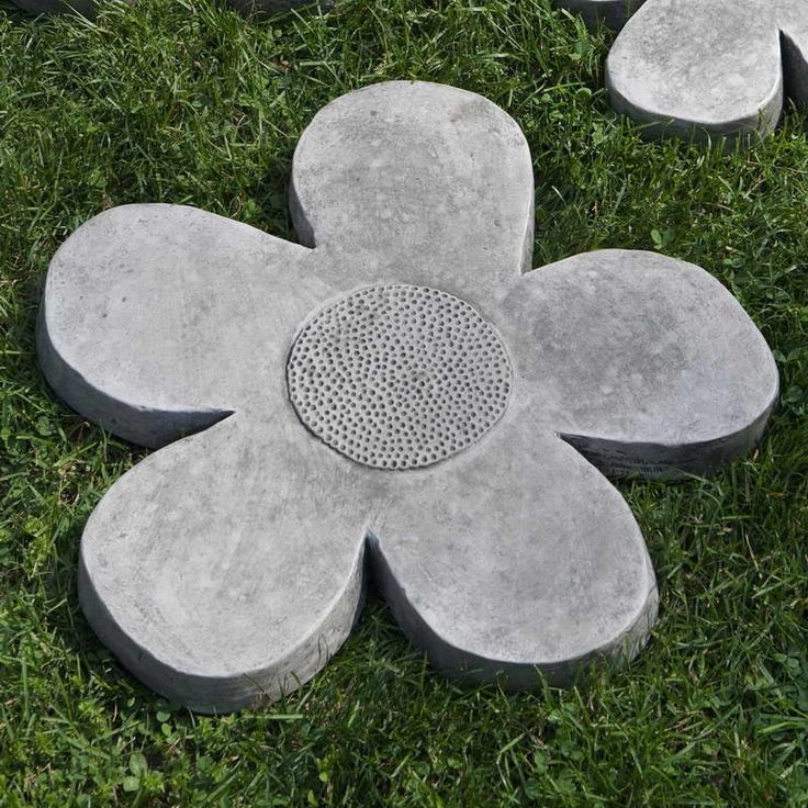 Stepping Stone Patio Designs | ... Stone Molds With Flower Shape Design ... pertaining to Troubleshooting Common Issues When Making Flower Mandala Stepping Stones