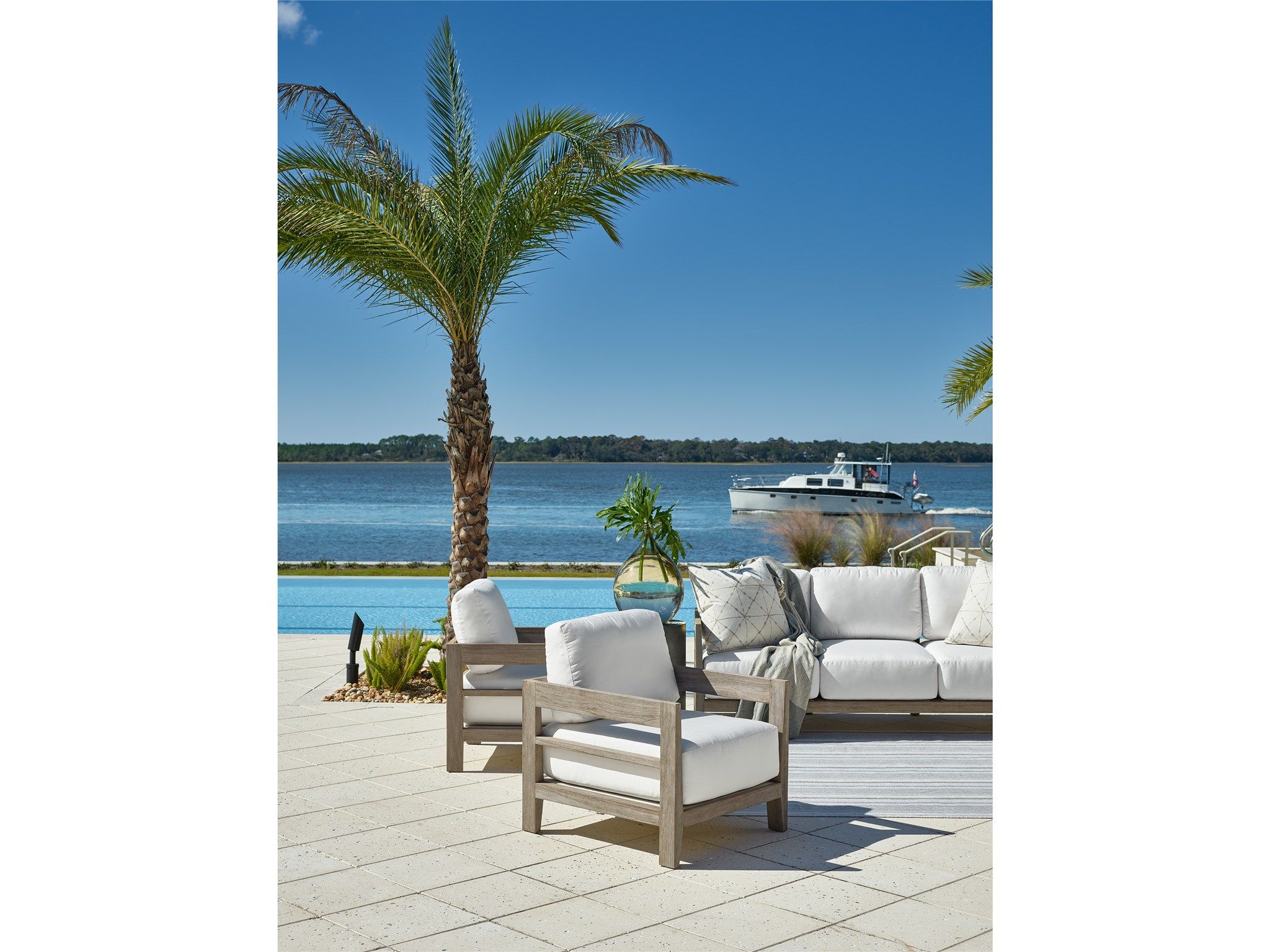 Coastal Living Outdoor La Jolla Lounge Chair | Universal Furniture within