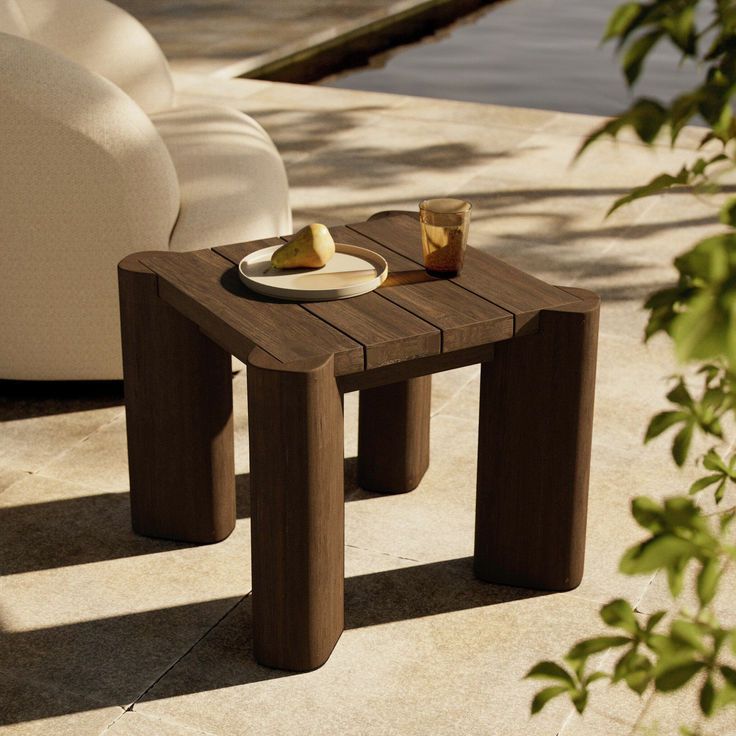 Modern Outdoor Side Tables I 2024 with