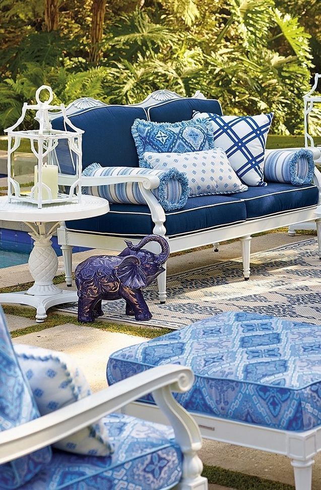 36+ The Foolproof Outdoor Avery Seating Strategy - Dizzyhome.com | Blue ... for Understanding the appeal of blue white frame curved outdoor seating