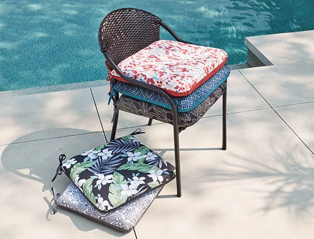 Guide To Choosing The Best Patio Cushions | Rona for Choosing the Right Outdoor Cushions for Year-Round Comfort and Style