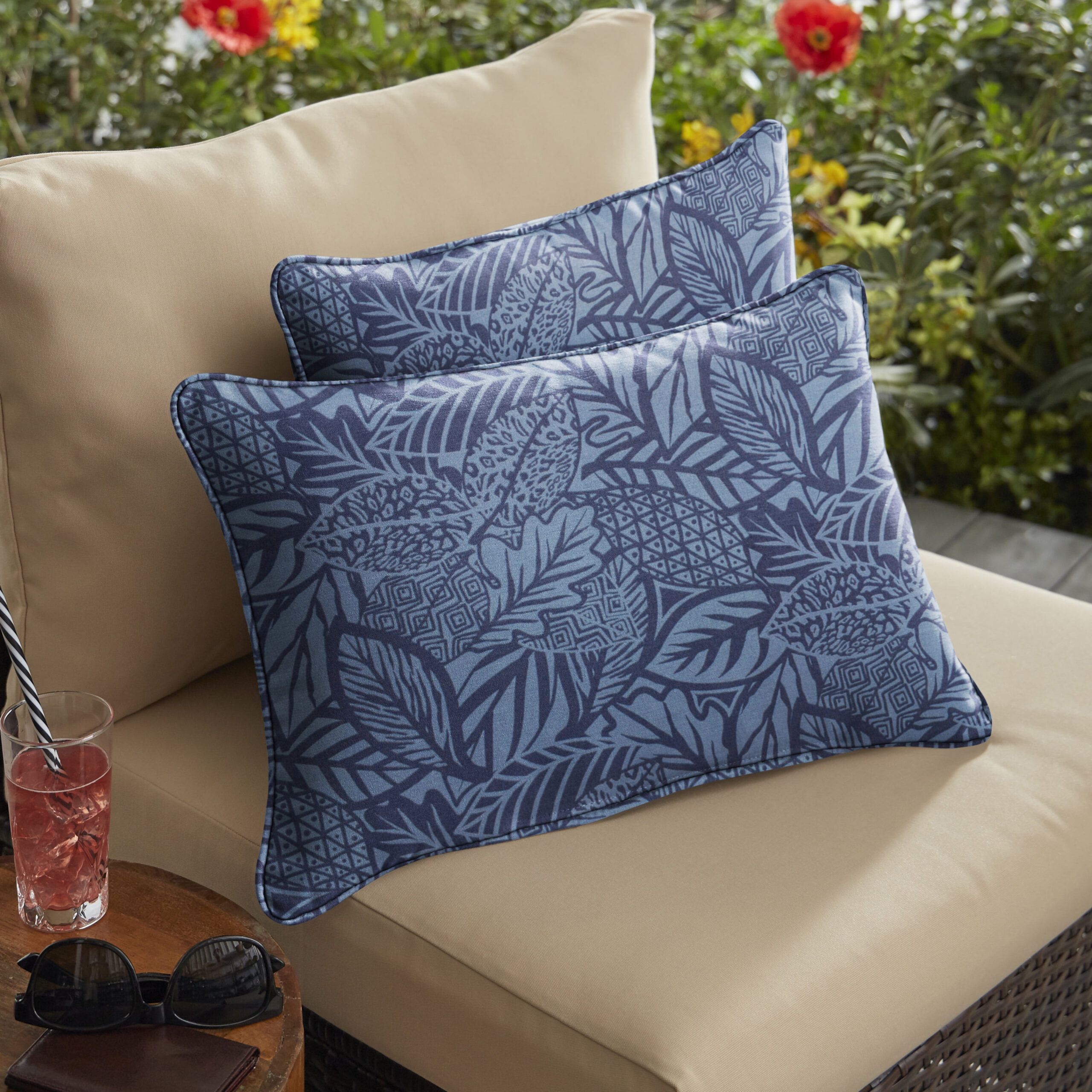 Comparing traditional vs chameleon capri indoor outdoor pillows