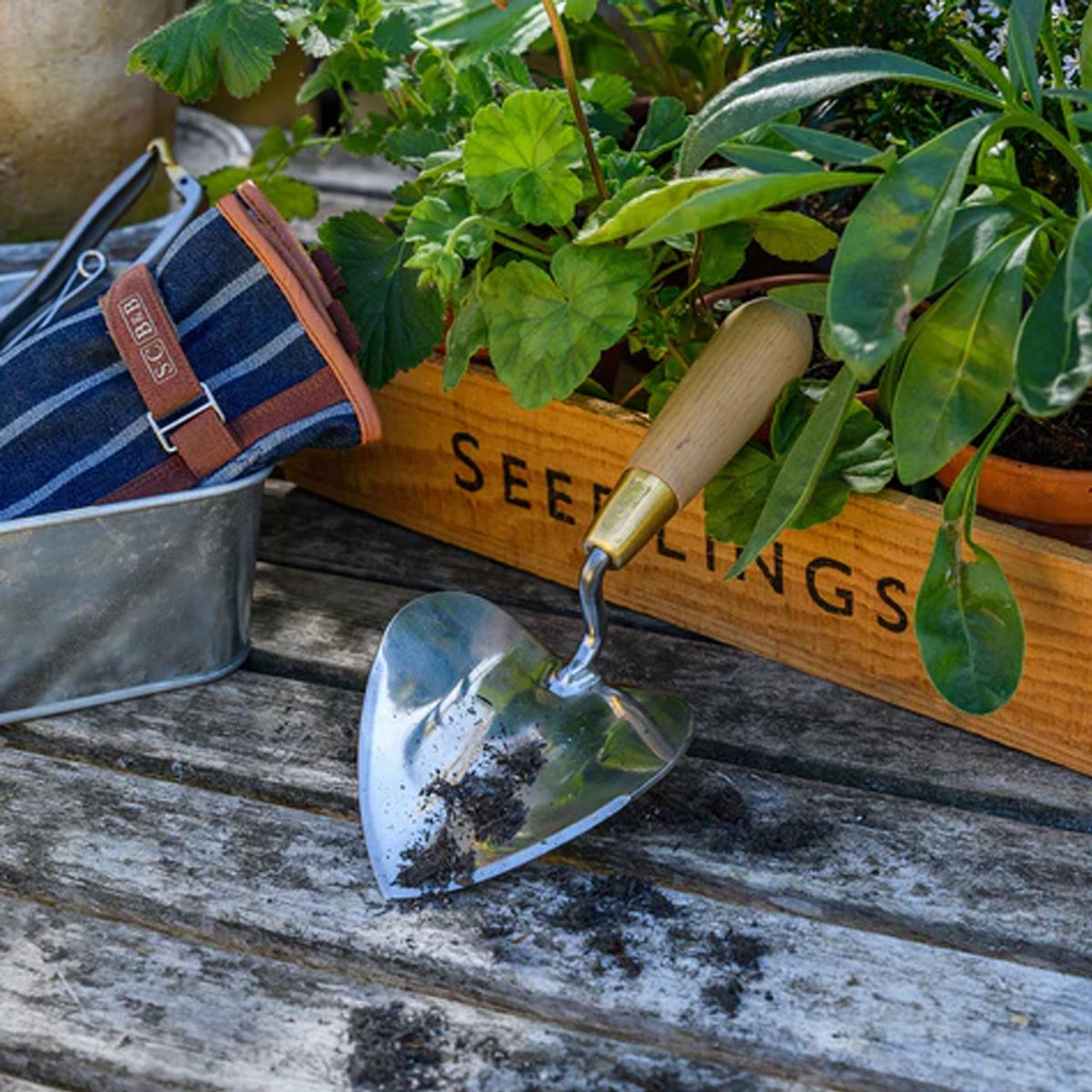 Sophie Conran Heart-Shaped Trowel - Peace With The Wild with Repairing Broken Eco Trowel