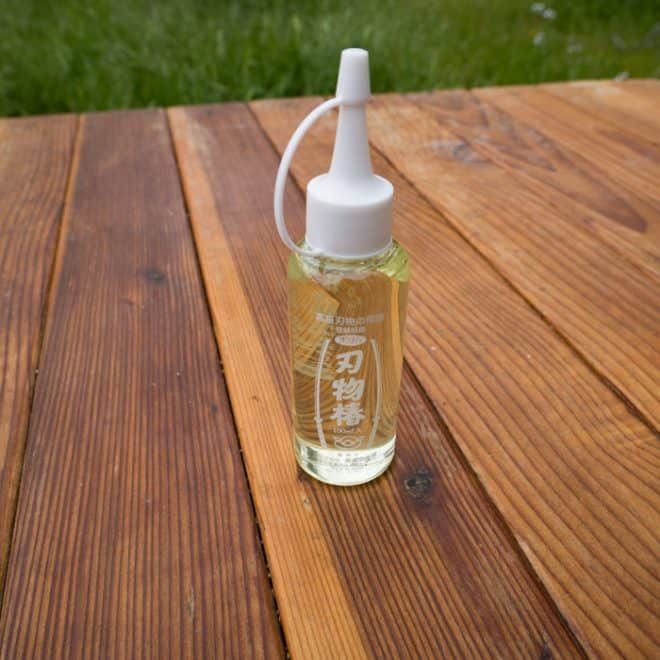 How to Choose the Best Non-Toxic Oil for Your Garden Tools
