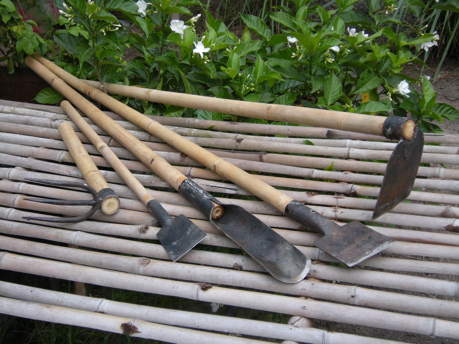 Dscn0078.Jpg In 2021 | Bamboo, Design, Garden Tools inside Bamboo Garden Tool Grips