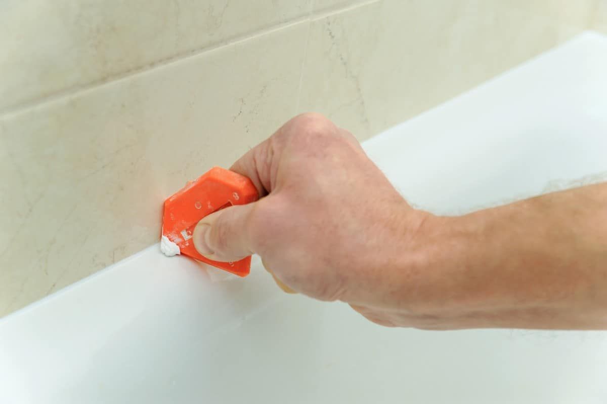 Mastering the Art of Bathtub Silicone Seal Replacement