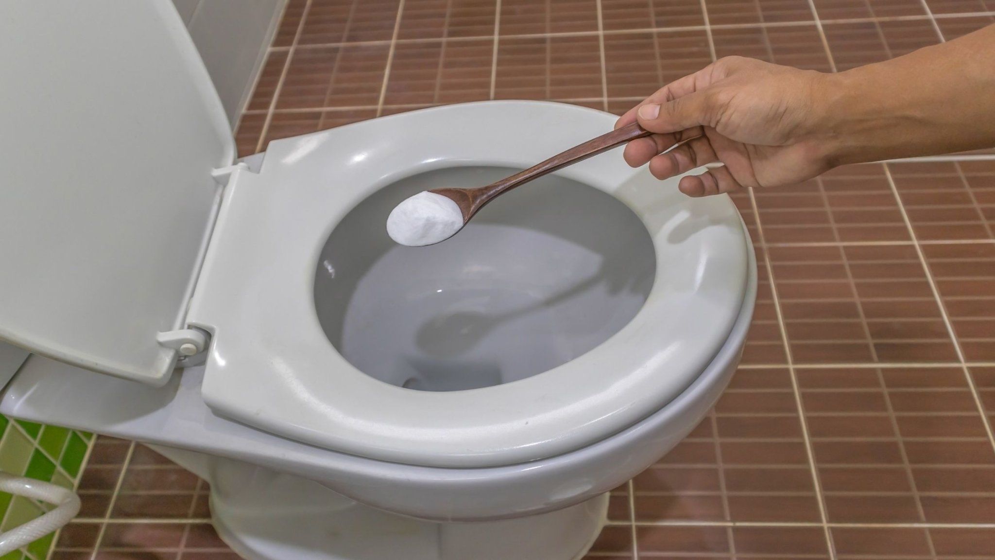 Emergency Toilet Unclogging Methods That Actually Work Without a Plunger