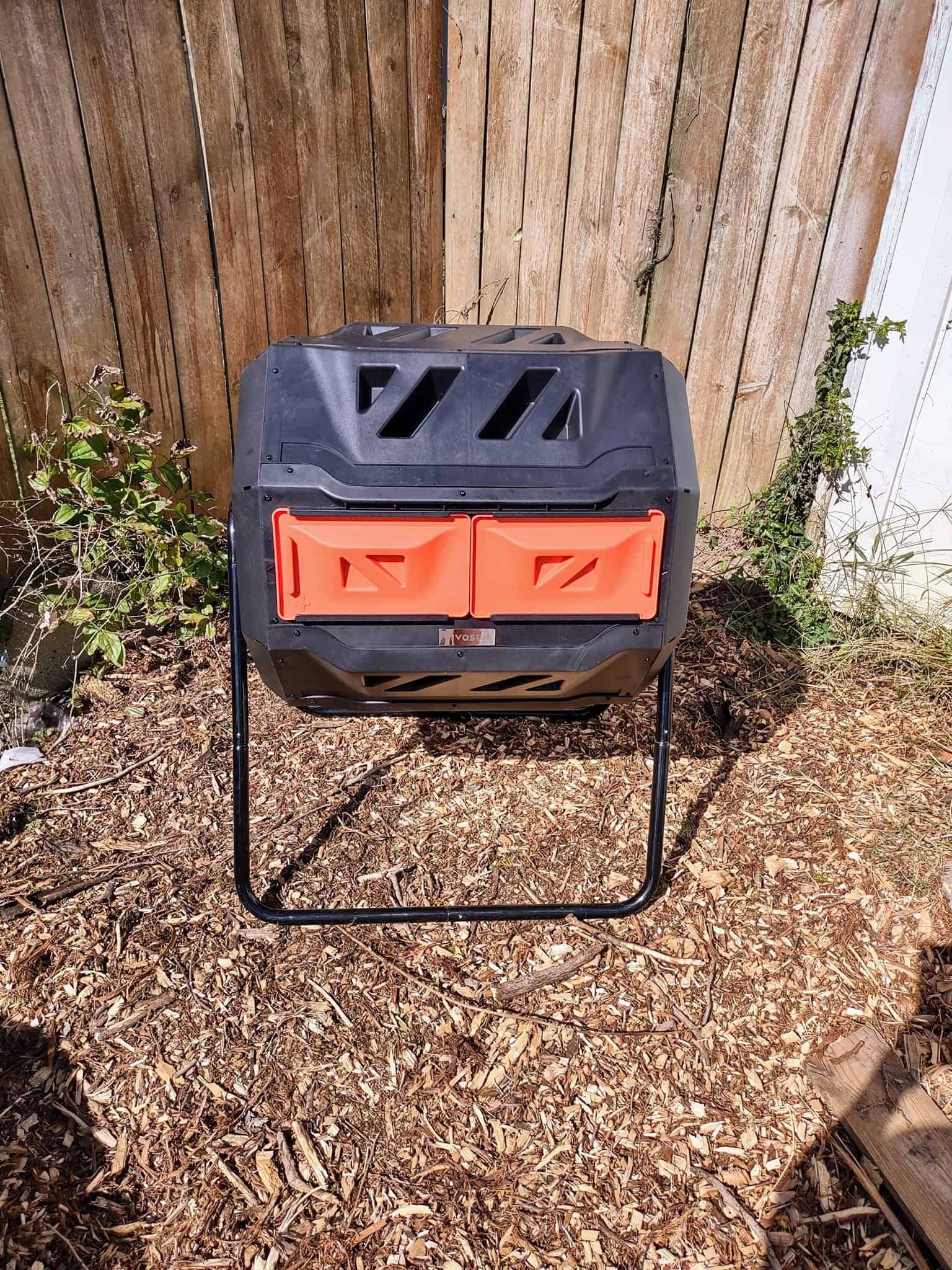 What Are The Best Compost Tumblers &amp; Bin Systems For Small Homesteads ... regarding Creating the Ideal Compost Tumbler System for Your Backyard