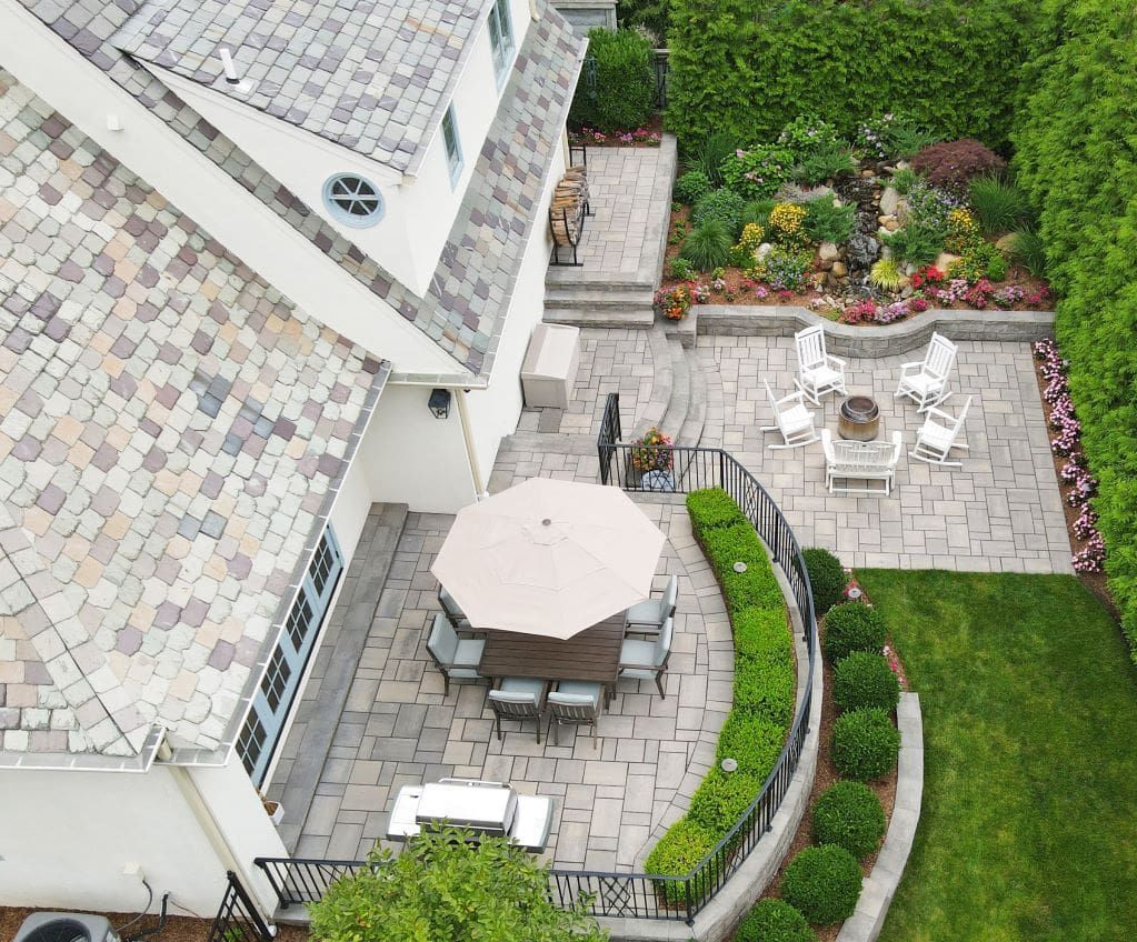 How Expert Landscape Builders Create Lasting Outdoor Spaces